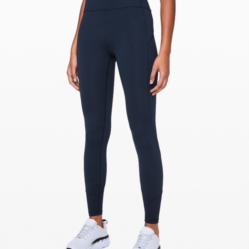Navy Lululemon in movement leggings